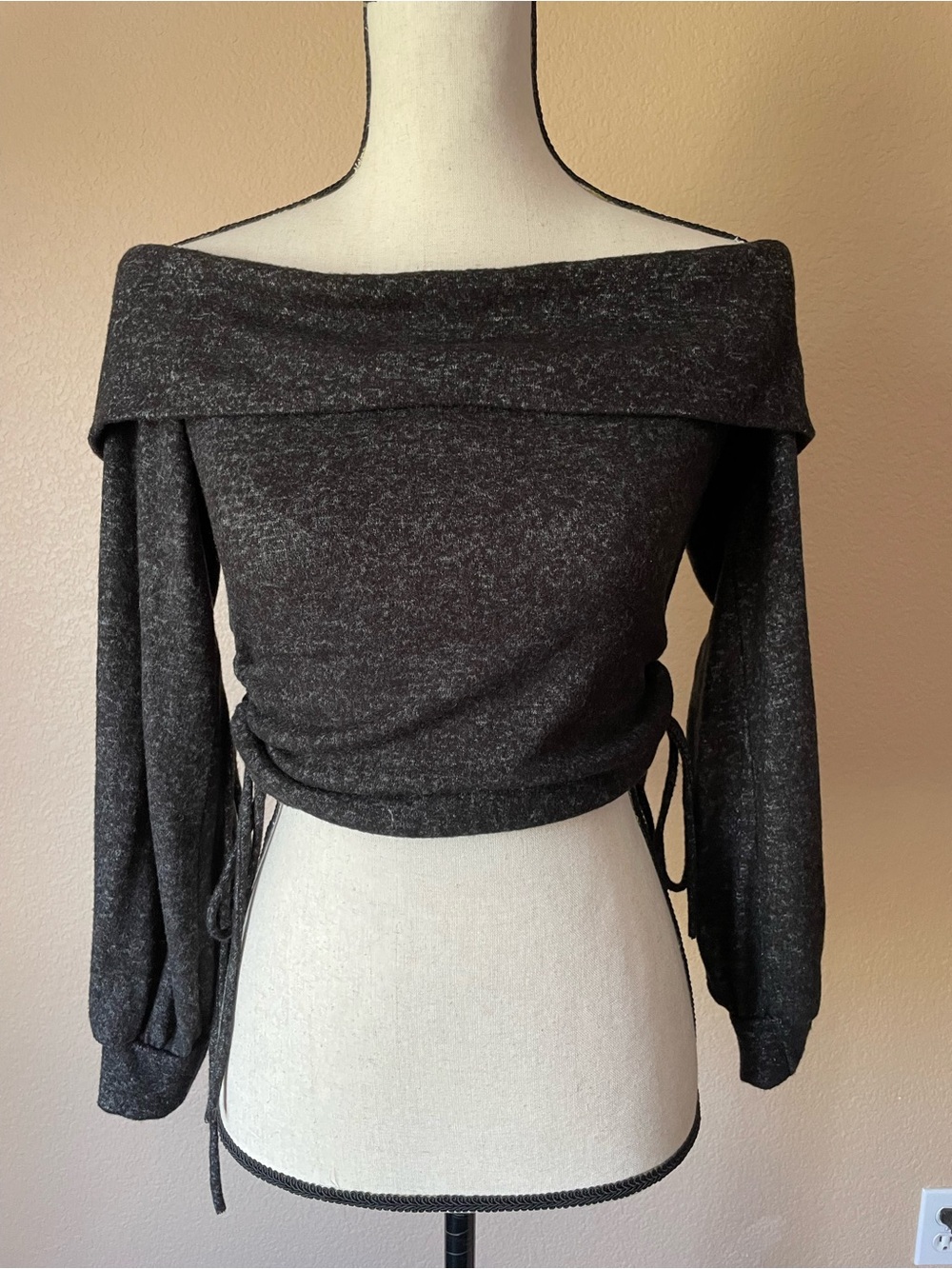 NWT Charcoal Heather Off The Shoulder Crop sweater top Bishop Sleeve Ruched S